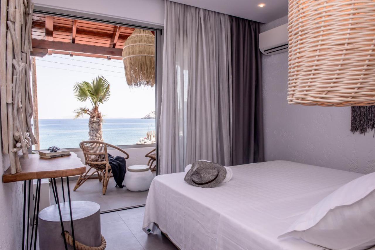Laia Seafront Luxury Appartement Agia Pelagia (Crete)